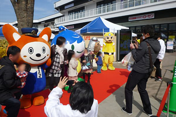 平成29年3月4日 相鉄ライフ いずみ野前広場にて「ステキはっけん祭」を開催しました