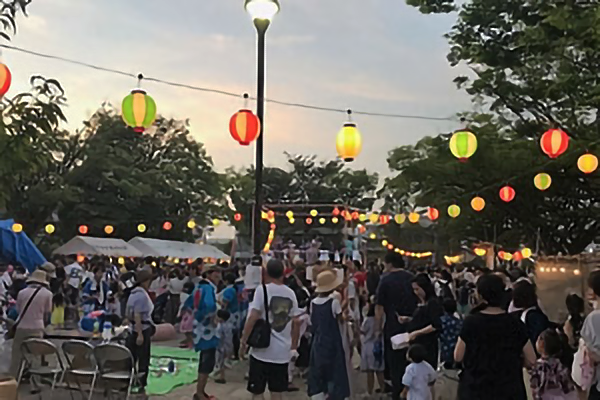 2018年7月21日(土) 今年も南まきが原自治会の夏祭りに緑園高校の生徒が参加しました